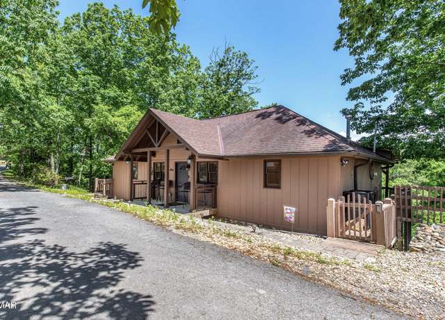 Property at 2319 Panther Way, Sevierville, TN 37876, 3 beds, 3 baths