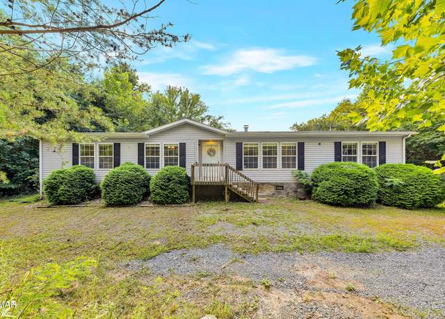 Property at 1207 Wright Rd, Newport, TN 37821, 3 beds, 2 baths