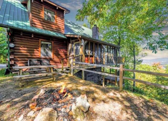 Property at 3831 Glenview Way, Sevierville, TN 37862, 3 beds, 3 baths