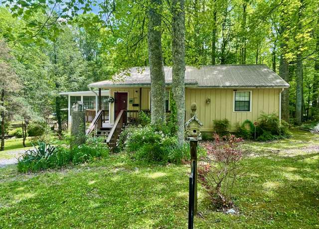 Property at 4955 Ledford Rd, Cosby, TN 37722, 2 beds, 1 bath