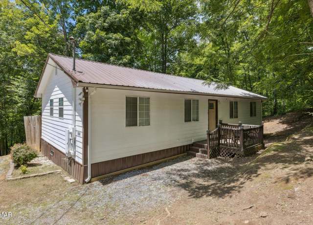 Property at 1614 Dogwood St, Sevierville, TN 37876, 4 beds, 2 baths