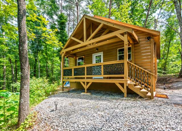 Property at 1634 S Mountain View Rd, Sevierville, TN 37876, 1 bed, 1 bath