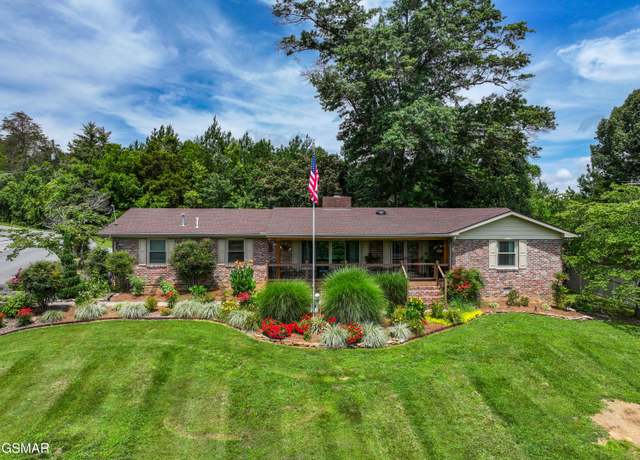 Property at 307 Hicks Dr, Sevierville, TN 37862, 4 beds, 2.5 baths