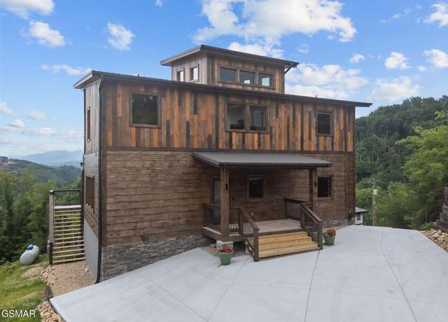 Property at 413 Red Hawk Way, Gatlinburg, TN 37738, 3 beds, 3.5 baths