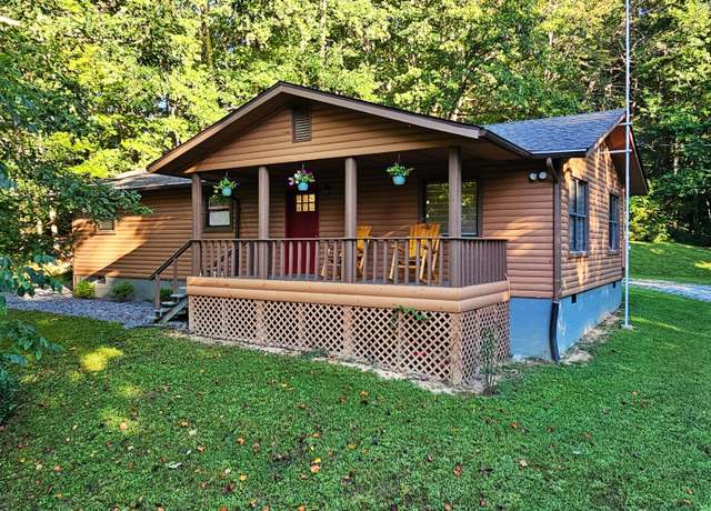 Property at 880 Middle Creek Rd, Cosby, TN 37722, 3 beds, 2 baths