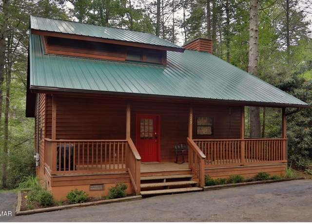 Property at 529 Reba Ln, Gatlinburg, TN 37738, 2 beds, 2 baths