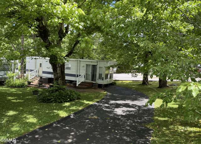 Property at 4229 E Parkway #10 Pkwy, Gatlinburg, TN 37738
