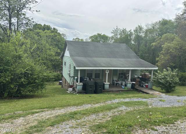 Property at 576 Woodlawn Ave, Newport, TN 37821, 2 beds, 1 bath