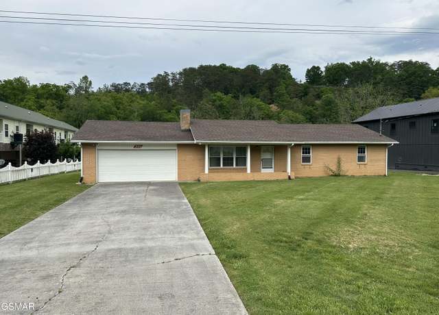 Property at 2669 High Valley Dr, Pigeon Forge, TN 37863, 3 beds, 2 baths