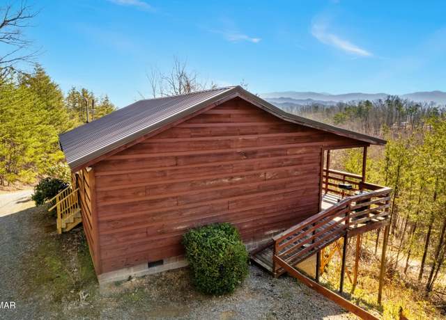 Property at 1883 Blackberry Way, Sevierville, TN 37876, 1 bed, 1 bath