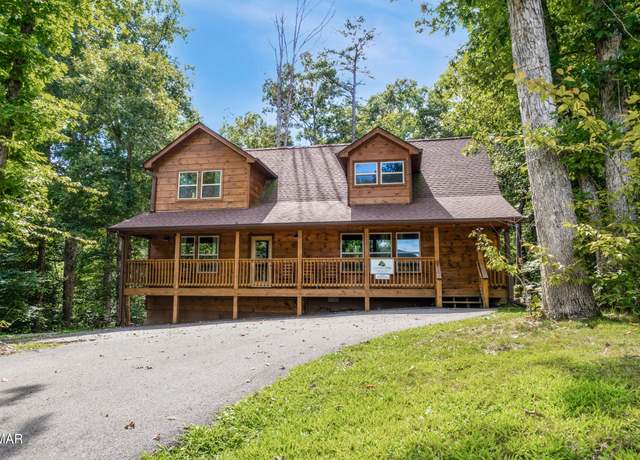 Property at 3250 Laurelwood Ave, Sevierville, TN 37862, 3 beds, 2.5 baths