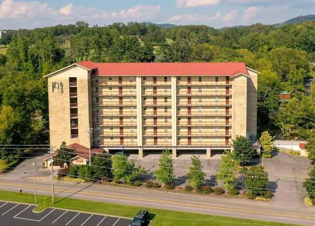 Property at 3919 S River Road Rd #605, Pigeon Forge, TN 37863, 3 beds, 3 baths
