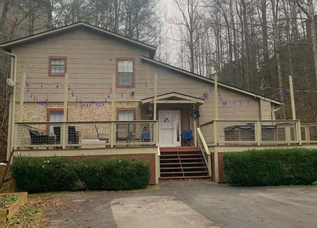 Property at 832 Morton Dr, Gatlinburg, TN 37738, 1 bed, 2 baths