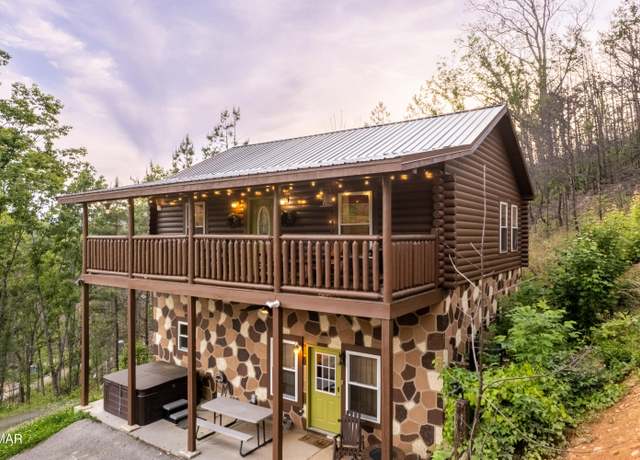Property at 2213 Headrick Lead, Sevierville, TN 37862, 2 beds, 2 baths