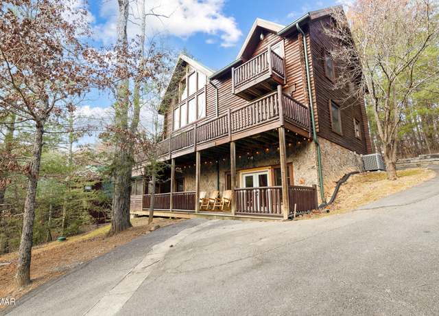 Property at 2920 Raven Fork Cir, Sevierville, TN 37876, 6 beds, 5.5 baths