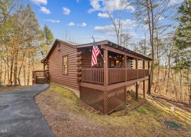 Property at 669 Magic Kingdom Ln Ln, Sevierville, TN 37876, 1 bed, 1 bath