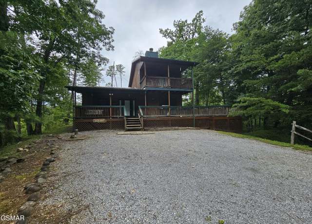 Property at 2114 Rabbit Point Way, Sevierville, TN 37876, 3 beds, 2 baths