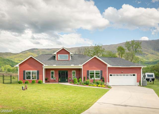 Property at 2221 Meadowbrook Ln, Sevierville, TN 37862, 3 beds, 2 baths