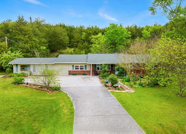 Property at 539 Allensville Rd, Sevierville, TN 37876, 4 beds, 2 baths