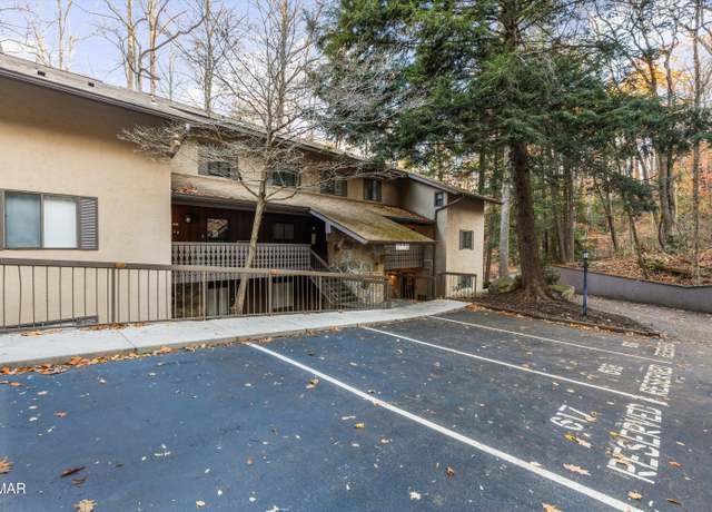 Property at 1235 Ski Mountain Rd. Apt.614 Rd, Gatlinburg, TN 37738, 3 beds, 2 baths