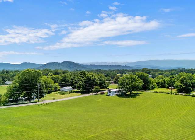 Property at 819 Rainbow Rd, Sevierville, TN 37862
