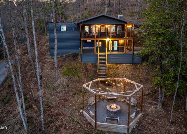 Property at 2869 Hatcher Mountain Rd, Sevierville, TN 37862, 5 beds, 9.5 baths