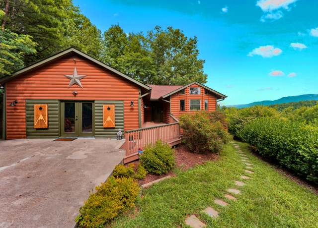 Property at 844 Boone Acres Ln, Pigeon Forge, TN 37863, 2 beds, 2 baths
