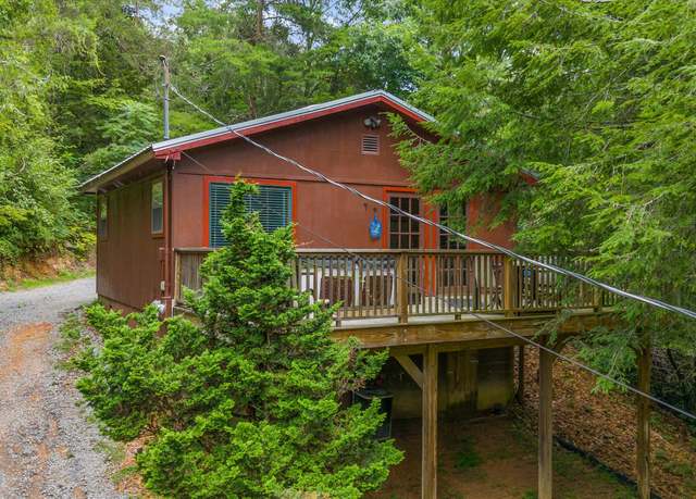 Property at 1865 Upper Middle Creek Rd, Sevierville, TN 37876, 1 bed, 1 bath