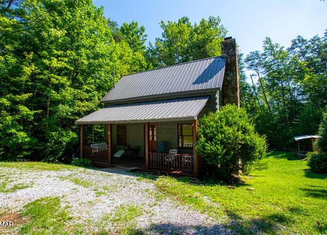 Property at 3637 Marshall Ln, Sevierville, TN 37862, 2 beds, 2 baths