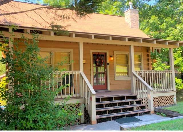 Property at 702 Osprey Way, Pigeon Forge, TN 37863, 2 beds, 2 baths