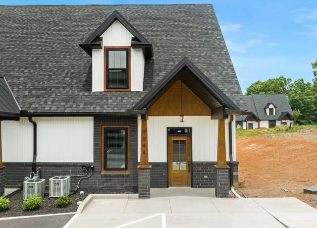 Property at 1044 Watch Hill Way, Sevierville, TN 37862, 3 beds, 3.5 baths