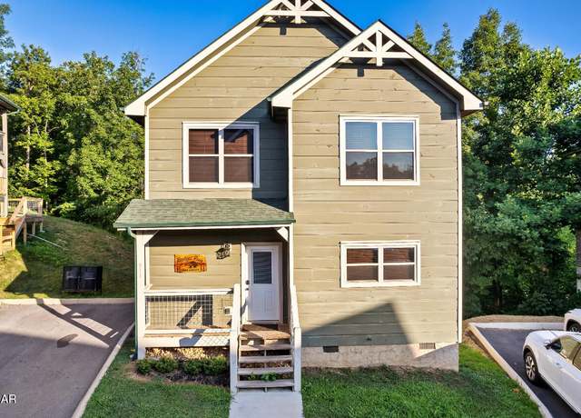 Property at 911 Osprey Way, Pigeon Forge, TN 37863, 3 beds, 3 baths