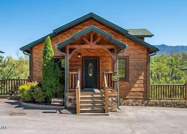 Property at 656 Park Vista Way, Gatlinburg, TN 37738, 2 beds, 2 baths