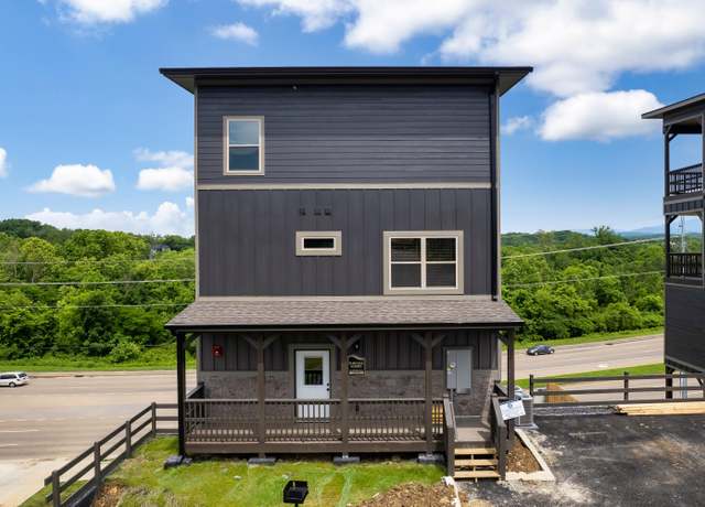 Property at 1654 Veterans Blvd Blvd #43, Sevierville, TN 37876, 3 beds, 3.5 baths