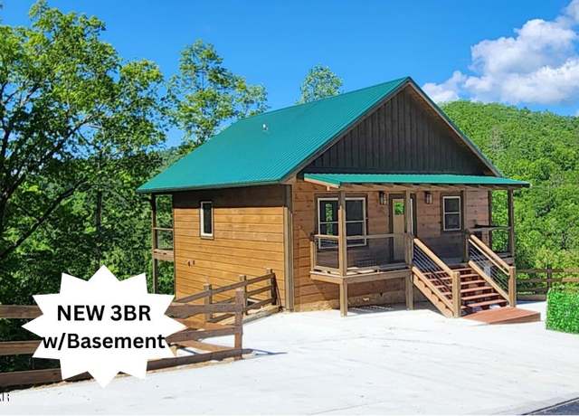 Property at 3272 Smoky Ridge Way Way, Sevierville, TN 37862, 3 beds, 2 baths