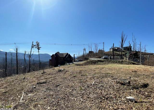 Property at 730 Wiley Oakley Dr, Gatlinburg, TN 37738