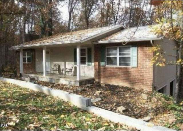 Property at 122 E Morningside Dr, Oak Ridge, TN 37830, 3 beds, 2 baths