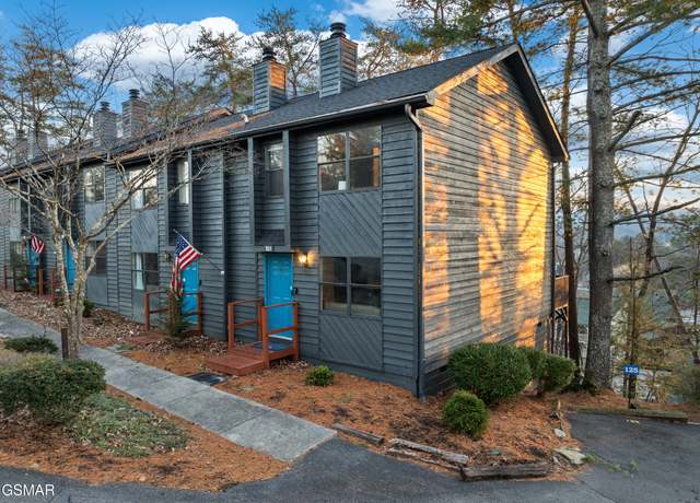 Property at 3690 Plaza Way #131, Pigeon Forge, TN 37863, 2 beds, 2.5 baths