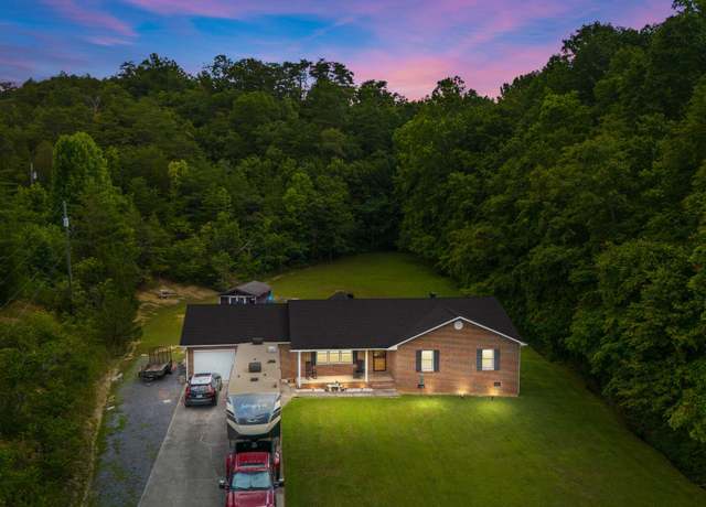 Property at 2586 Highway 66 S, Rogersville, TN 37857, 3 beds, 2.5 baths