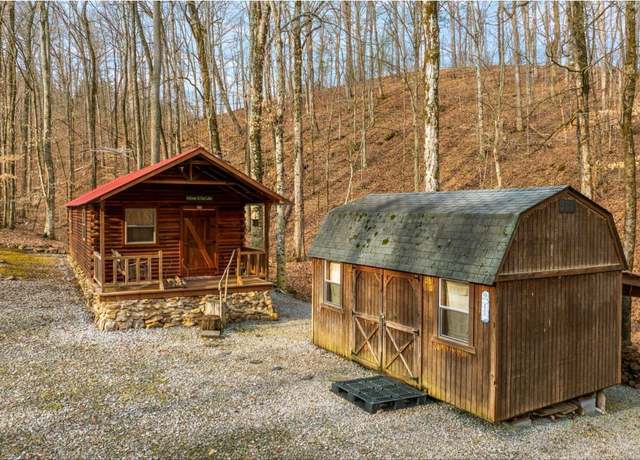 Property at 1827 Old Chilhowee Loop Rd Loop, Seymour, TN 37865, 1 bed, 1.5 baths