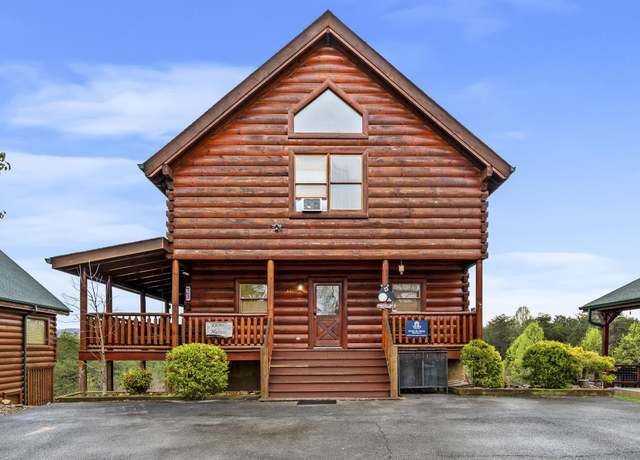 Property at 665 Stockton Dr, Sevierville, TN 37876, 4 beds, 5 baths