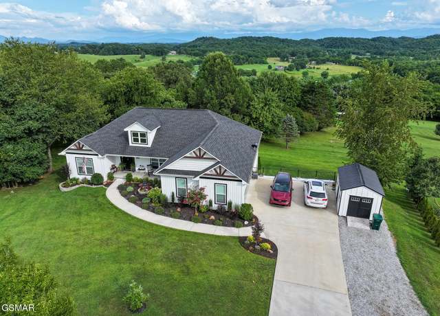 Property at 1160 Eagle View Dr, Kodak, TN 37764, 3 beds, 2 baths