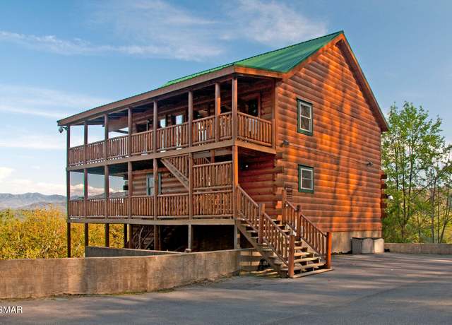 Property at 4735 Nottingham Heights Way, Pigeon Forge, TN 37863, 7 beds, 7.5 baths