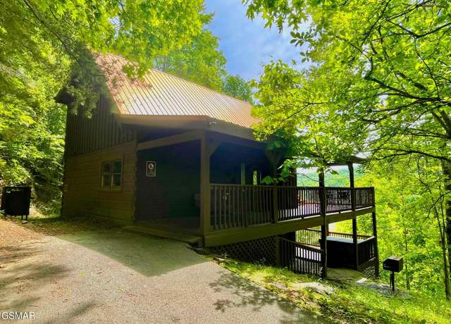 Property at 910 Laurel Lick Rd, Pigeon Forge, TN 37863, 2 beds, 2 baths