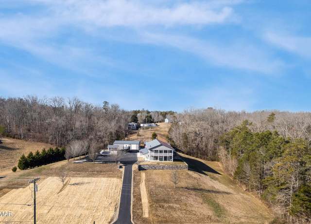 Property at 1960 Indian Creek Rd, Dandridge, TN 37725, 3 beds, 4 baths