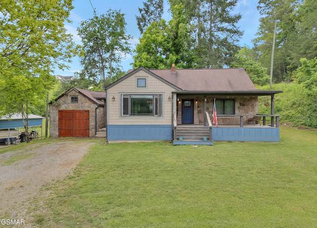 Property at 3140 Pittman Center Rd, Sevierville, TN 37876, 3 beds, 3 baths
