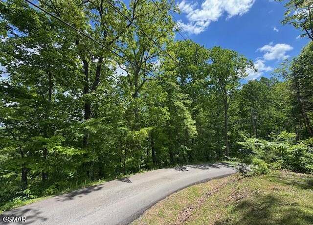 Property at 1806 High View Ct, Sevierville, TN 37876