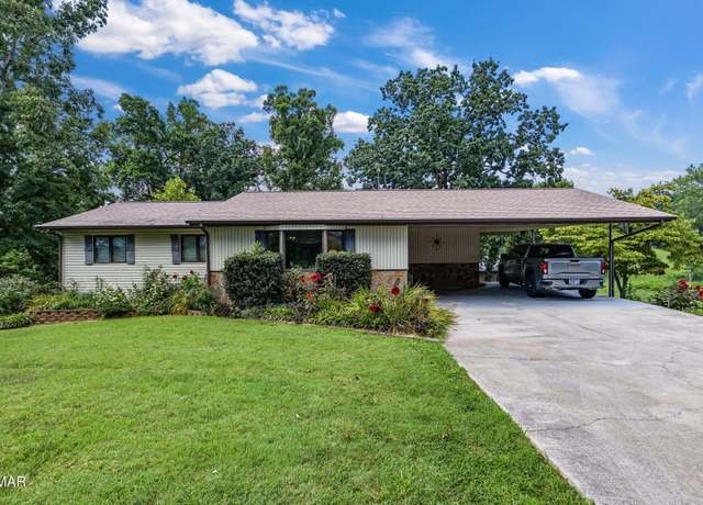 Property at 742 Chestnut Grove Rd, Dandridge, TN 37725, 3 beds, 2 baths