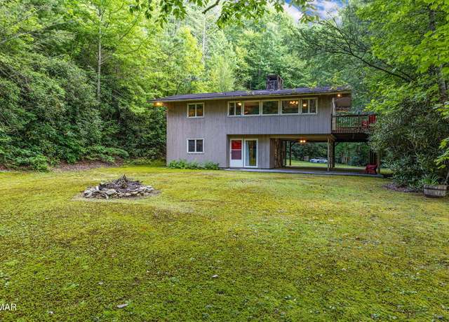 Property at 120 Baxter Rd, Cosby, TN 37722, 3 beds, 2 baths