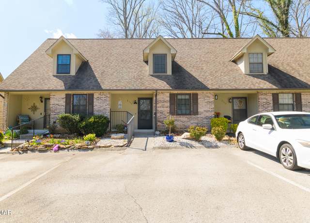 Property at 2117 Larimer St, Knoxville, TN 37921, 2 beds, 2 baths